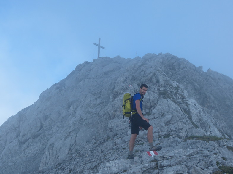 Die letzten Meter zum Gipfel, Christian voraus