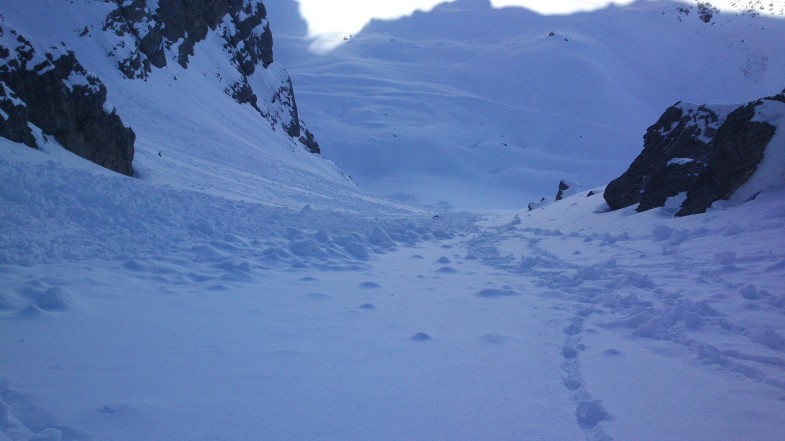 Lockerschneerutsch im Mittelteil