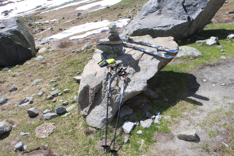 Sommerpause? I glaub des wars für mich mit der heurigen Skitourensaison. Trotz Verletzung sind sich doch ein paar nette Sachen ausgegangen. Meinem Ellbogen geht es auch sehr gut....Danke an Alle die mich heuer unterstützt und begleitet haben auf meinen Vorhaben!