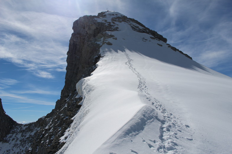 Perfekte Bedingungen am Gipfelaufbau