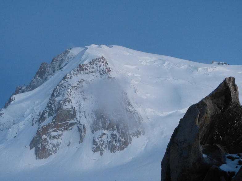 Pointe Lachenal und dahinter Mont Blanc du Tacul