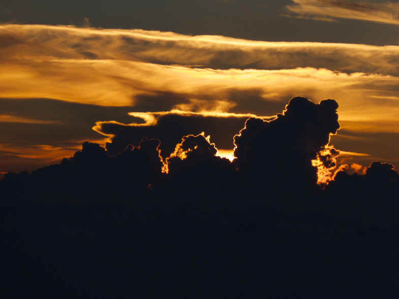 Sunrise mit Wolkenformationen