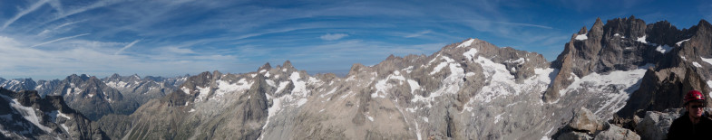 Am Gipfel des Pic Nord des Cavales
