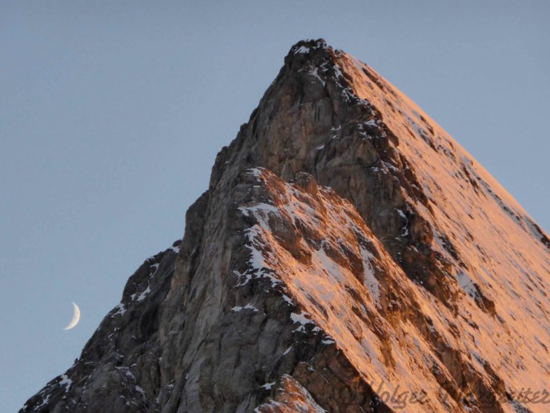 Mond am Eiger