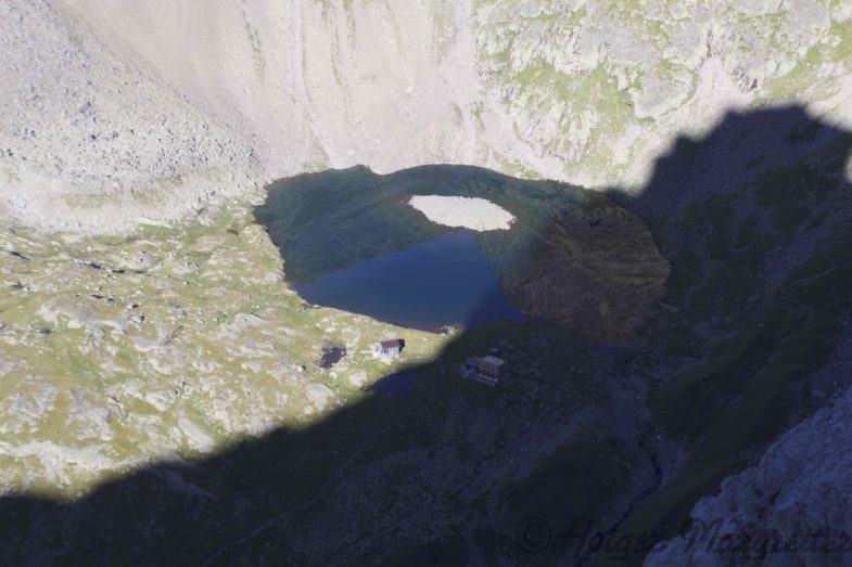 Tiefblick zur Tribulaunhütte