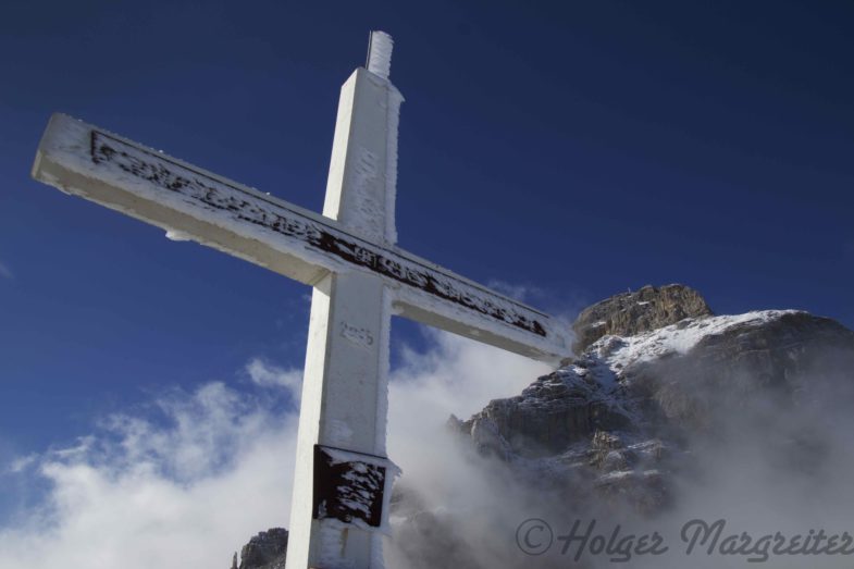 Waldrasterspitz und die Serles zeigten sich für kurze Zeit