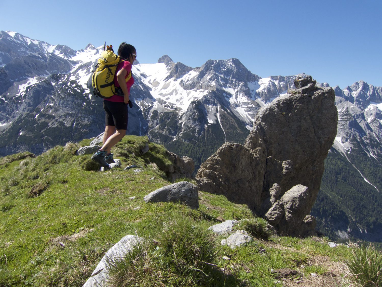 Bianca genießt den traumhaften Ausblick