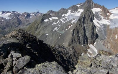 Nockwand über dem Grab(w)agrubennieder- Stubaier Alpen