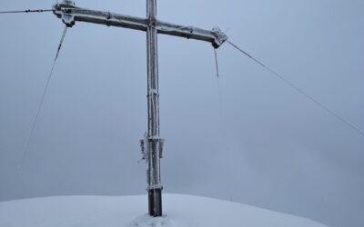 Auf das Telfser Jochkreuz bei meist tollem Pulverschnee- Stubaier Alpen