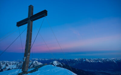 Zum Sonnenaufgang auf die Serles- Stubaier Alpen
