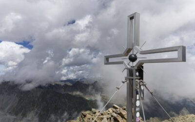 Bike and Hike auf die Innere Sommerwand- Stubaier Alpen
